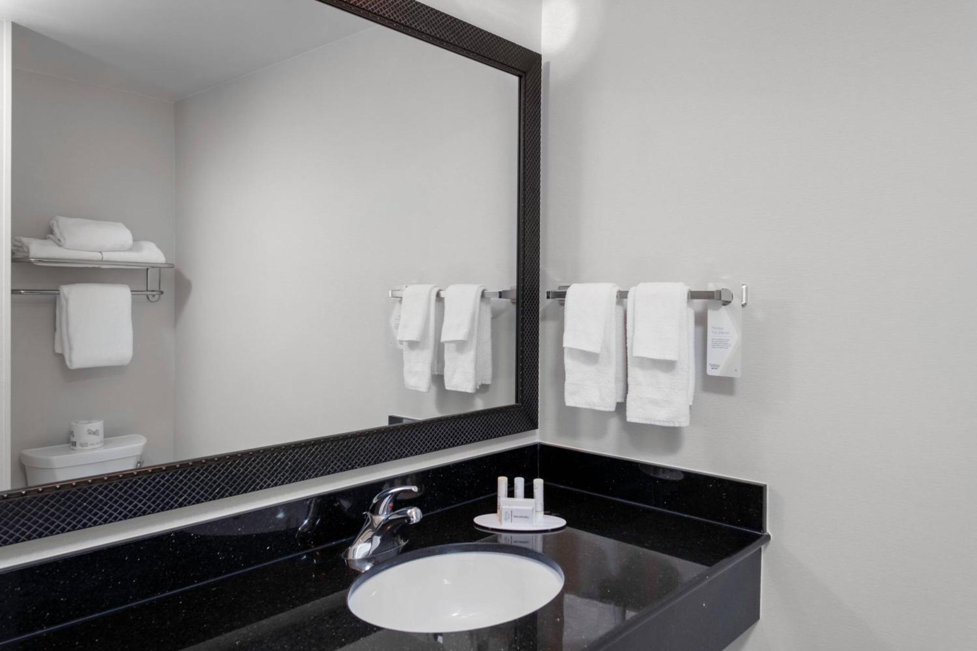 Fairfield Inn & Suites By Marriott Wichita Downtown Εξωτερικό φωτογραφία