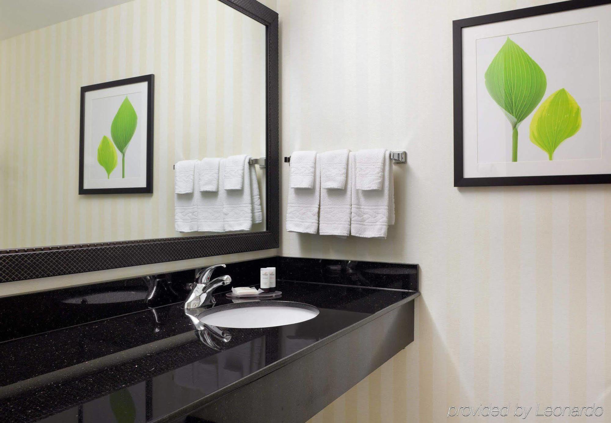 Fairfield Inn & Suites By Marriott Wichita Downtown Δωμάτιο φωτογραφία